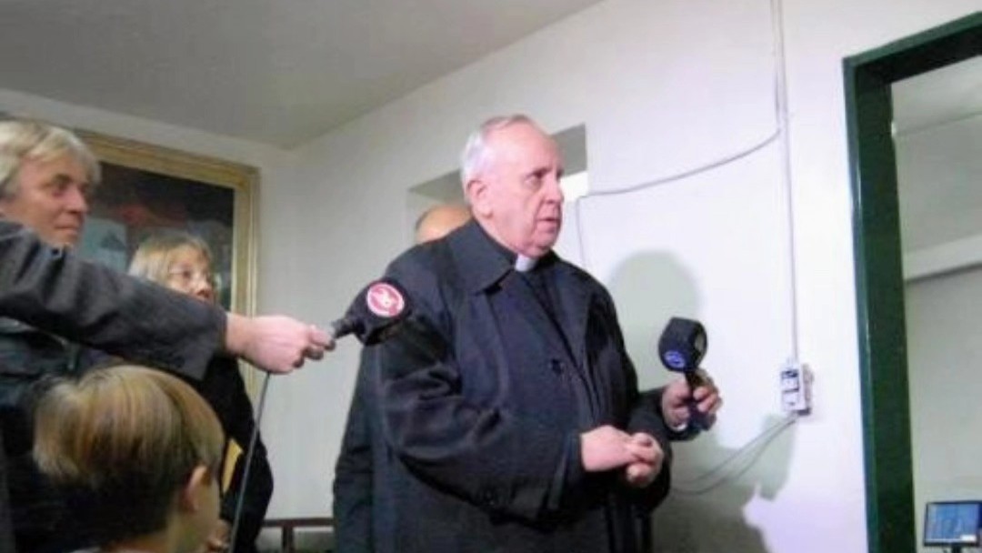 Jorge Mario Bergoglio como arzobispo de Buenos Aires, 2011. Rdes sociales de Fundación Alameda, 2010 Jorge Mario Bergoglio como arzobispo de Buenos Aires, 2011. Rdes sociales de Fundación Alameda, 2010