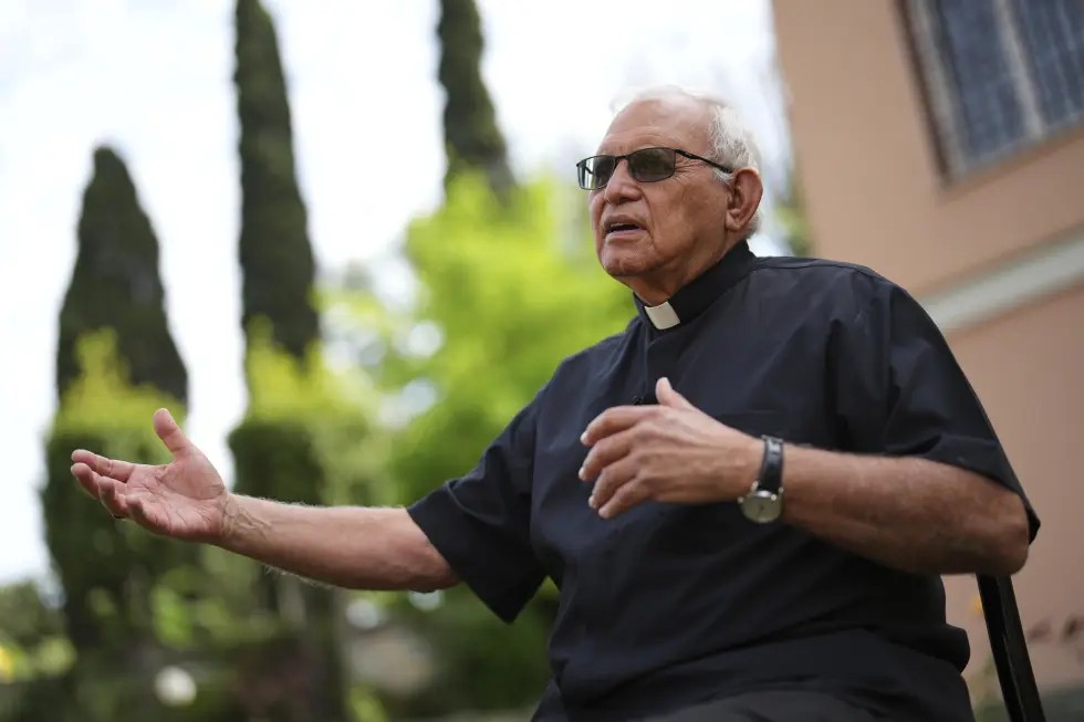 Cardenal Ramazzini confía en que el próximo papa abordará la migración