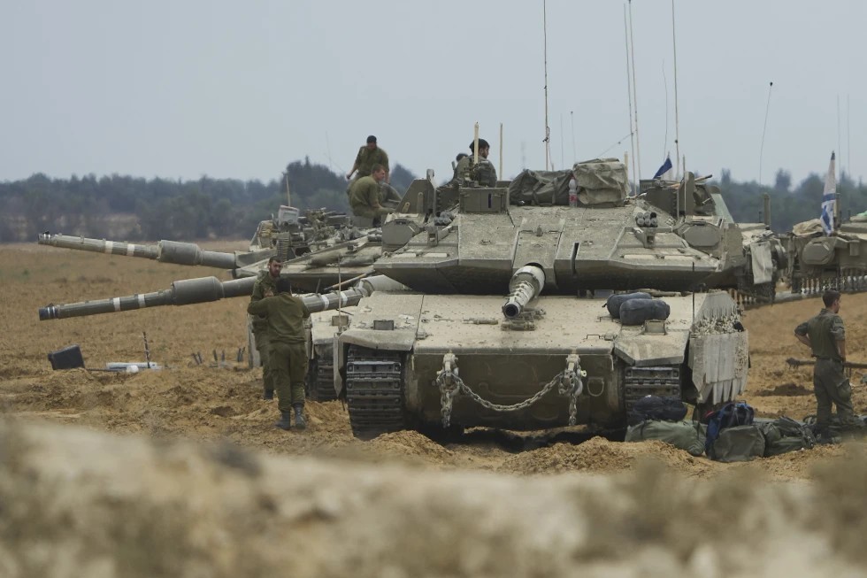 Israel continúa ataques en Gaza con Trump de visita en Oriente Medio
