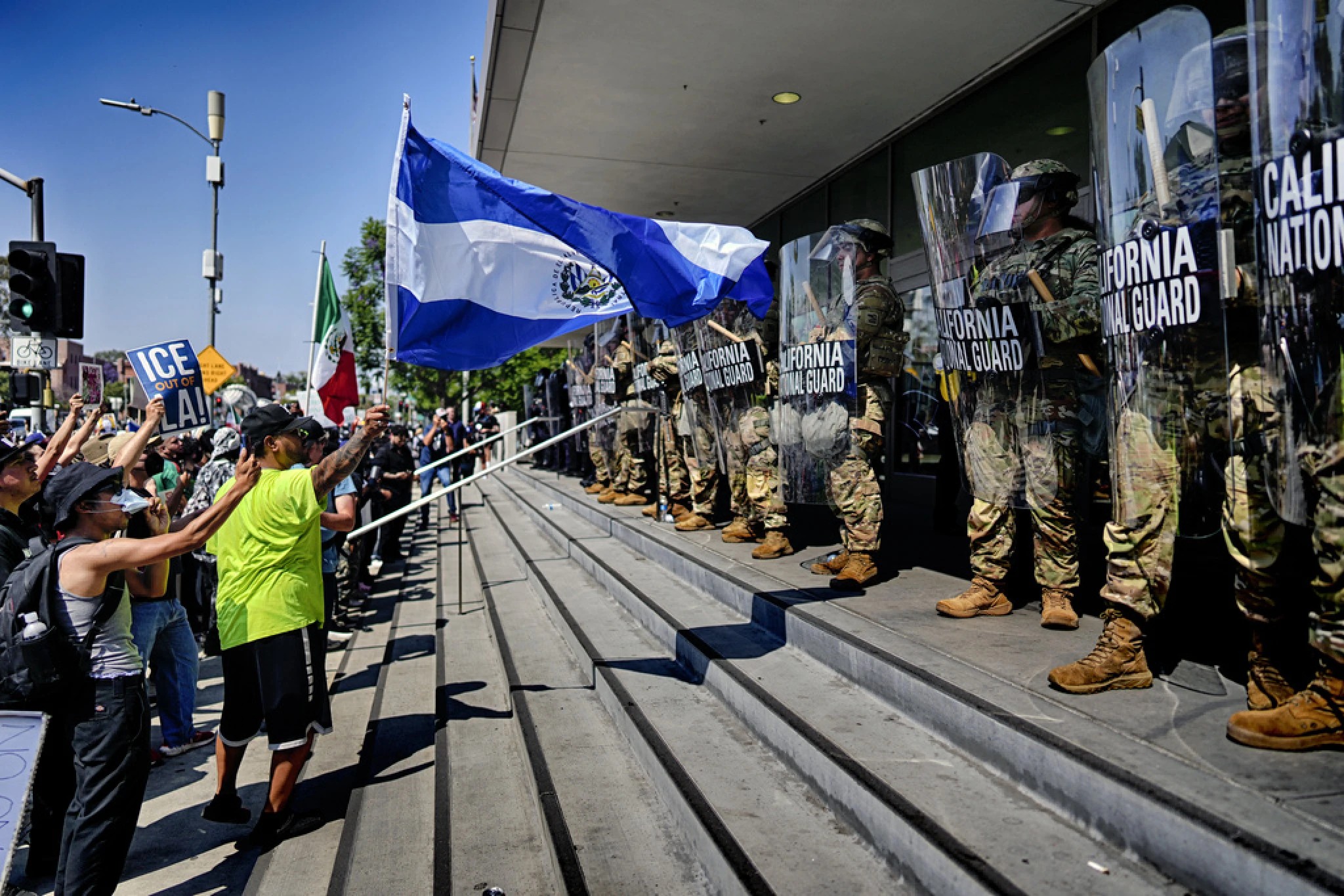 Tropas en casa: despliegue de marines en protestas de Los Ángeles