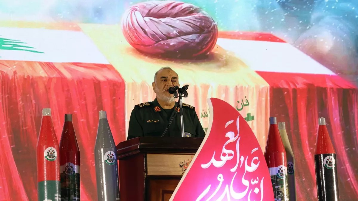 Israel dice que Irán ha lanzado más de un centenar de drones