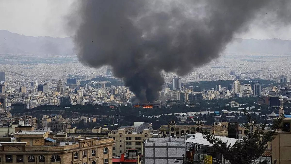 Trump amenaza a Jameneí mientras Israel intensifica ofensiva en Irán