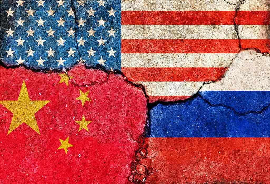 Foro Público: El mundo hacia el trilateralismo