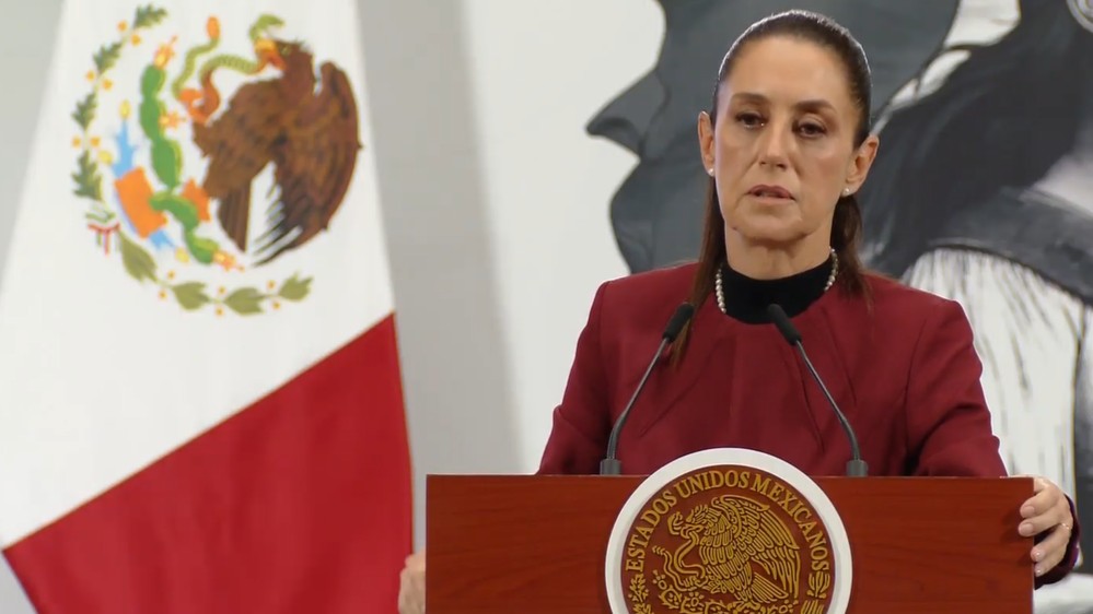 Sheinbaum embiste una vez más contra el INE y defiende a Pemex