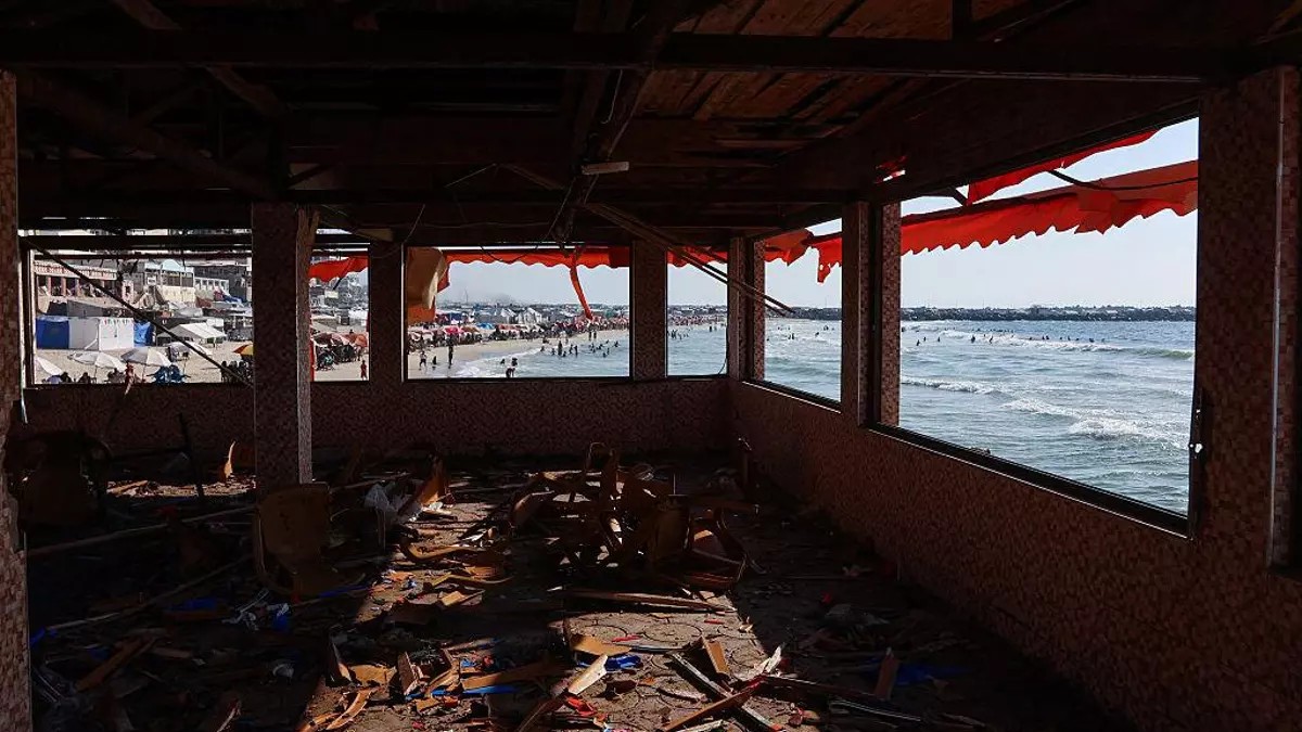 Israel lanza bomba de 230 kilos para arrasar una cafetería en Gaza