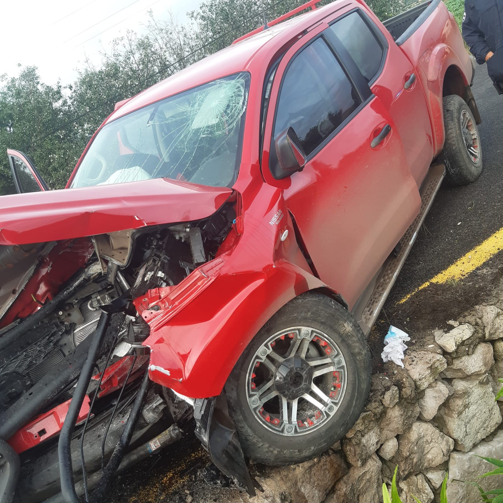 Más de dos horas en atender accidente vial en Oaxaca