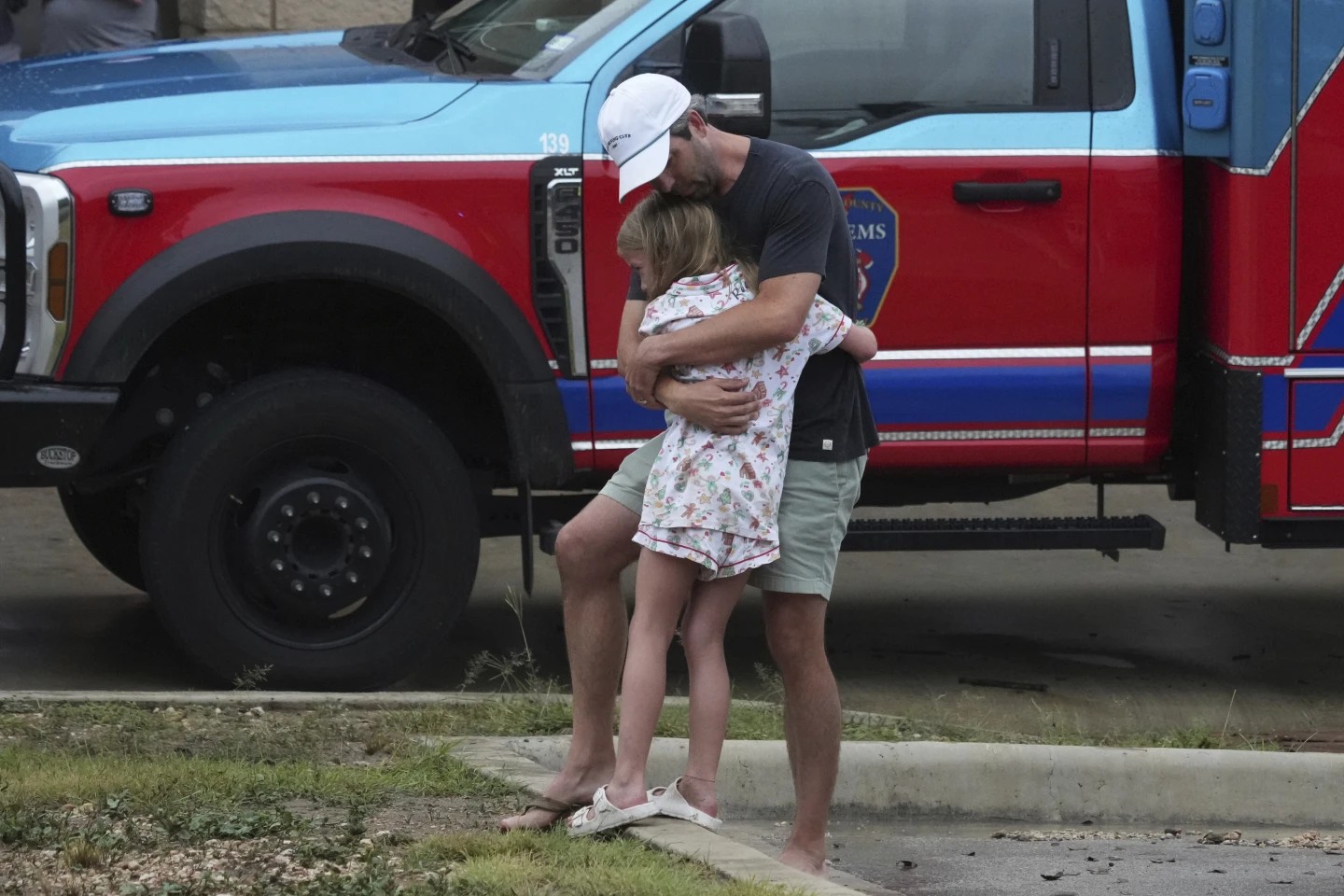 Al menos 24 muertos y 20 niñas desaparecidas por inundaciones en Texas
