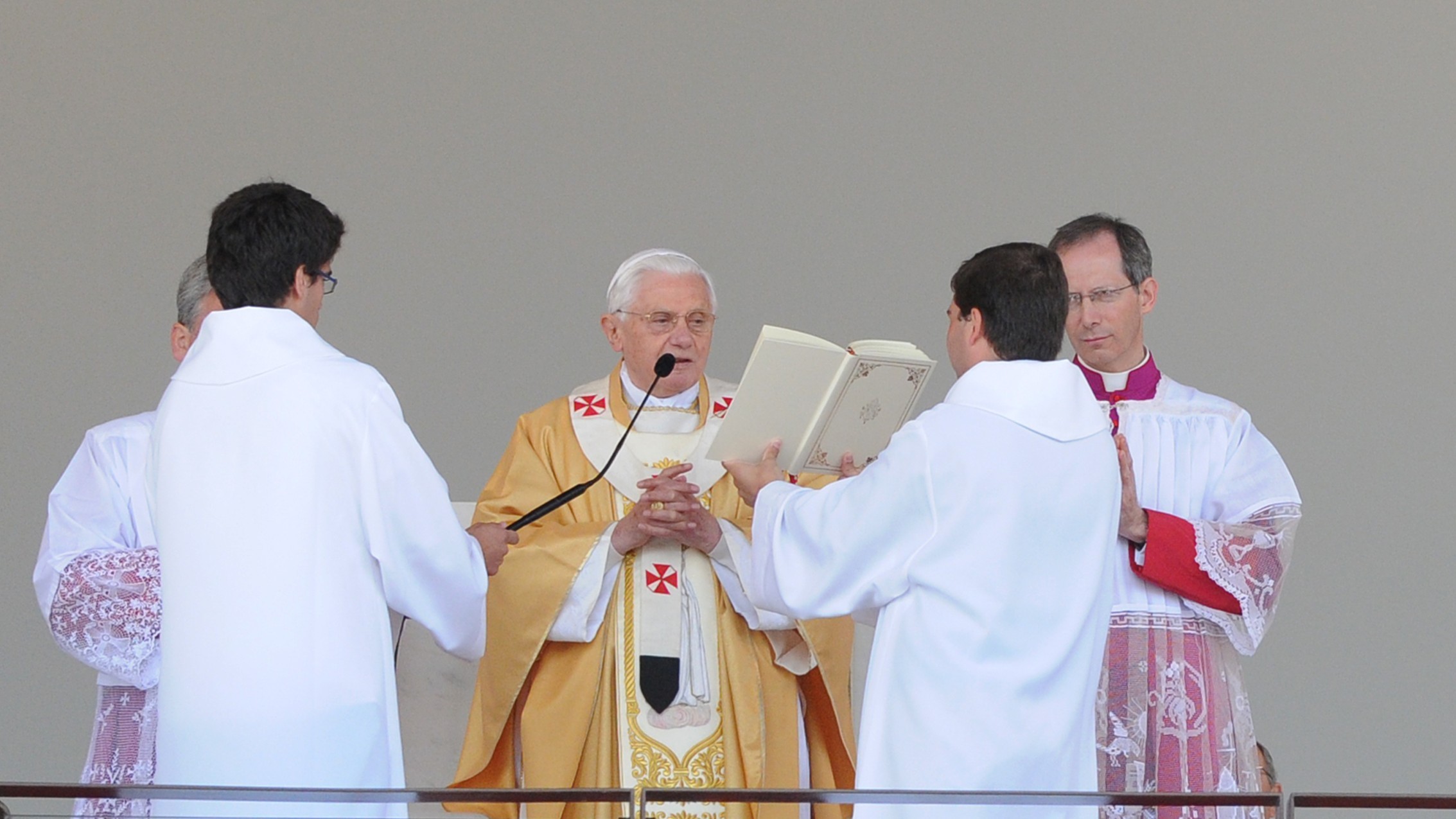 Benedicto XVI y el abuso sexual: ¿verdadera tolerancia cero?