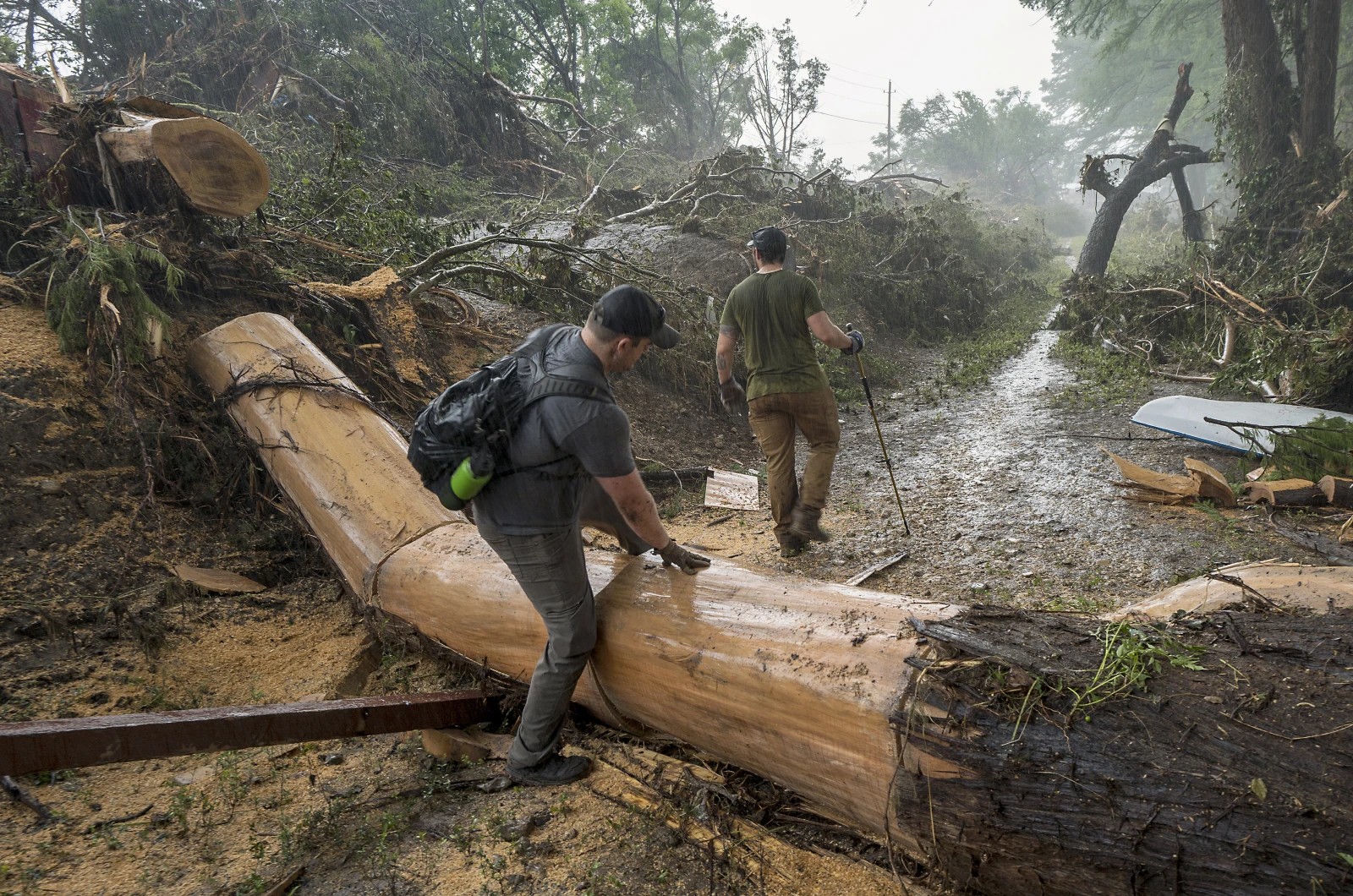 Las muertes por inundaciones en Texas superan las 80 personas