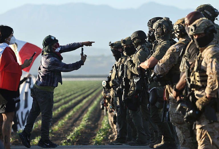 Redadas migratorias en California dejan un muerto y causan terror