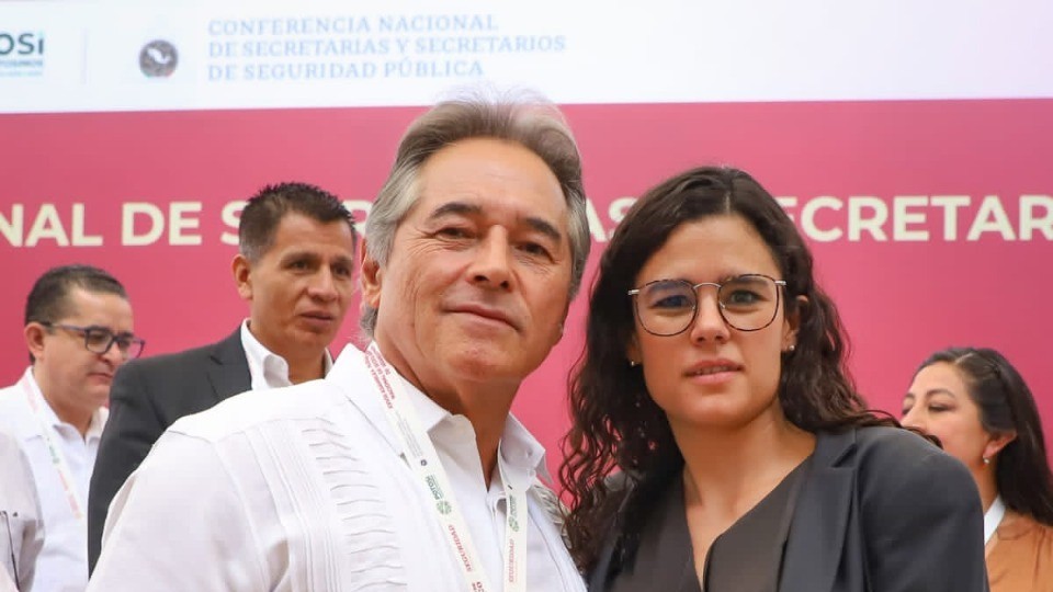 Bermúdez Requena y Luisa María Alcalde, redes sociales del gobierno de Tabasco, 2023. Bermúdez Requena y Luisa María Alcalde, redes sociales del gobierno de Tabasco, 2023.