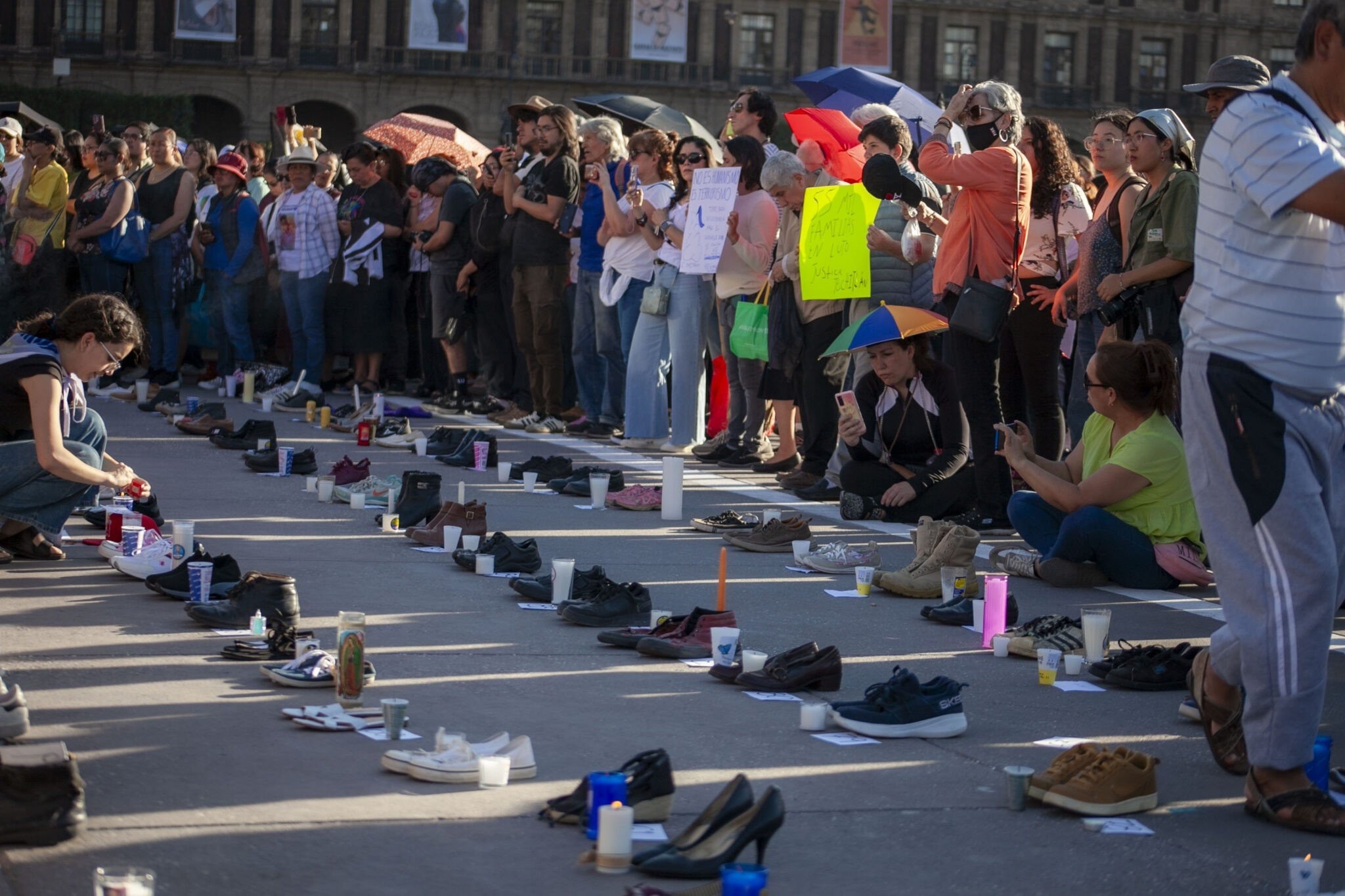 Una disculpa por los miles de desaparecidos, sería suficiente