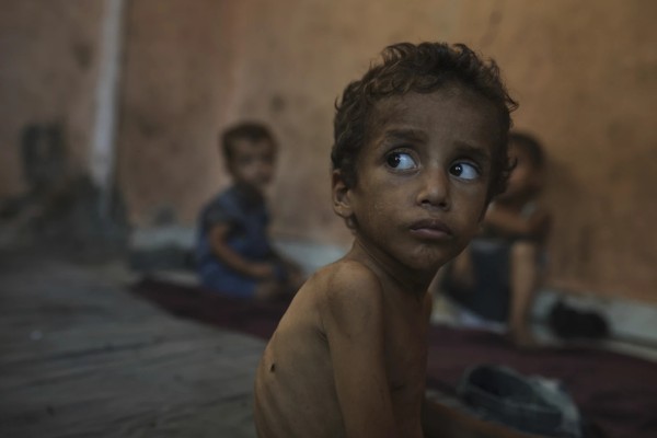 Crisis en Gaza: la ayuda humanitaria convertida en arma de guerra