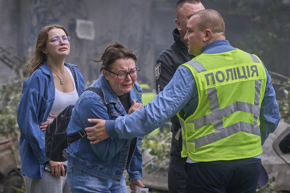 Ucrania de luto tras mayor ataque ruso en un año que dejó 31 muertos