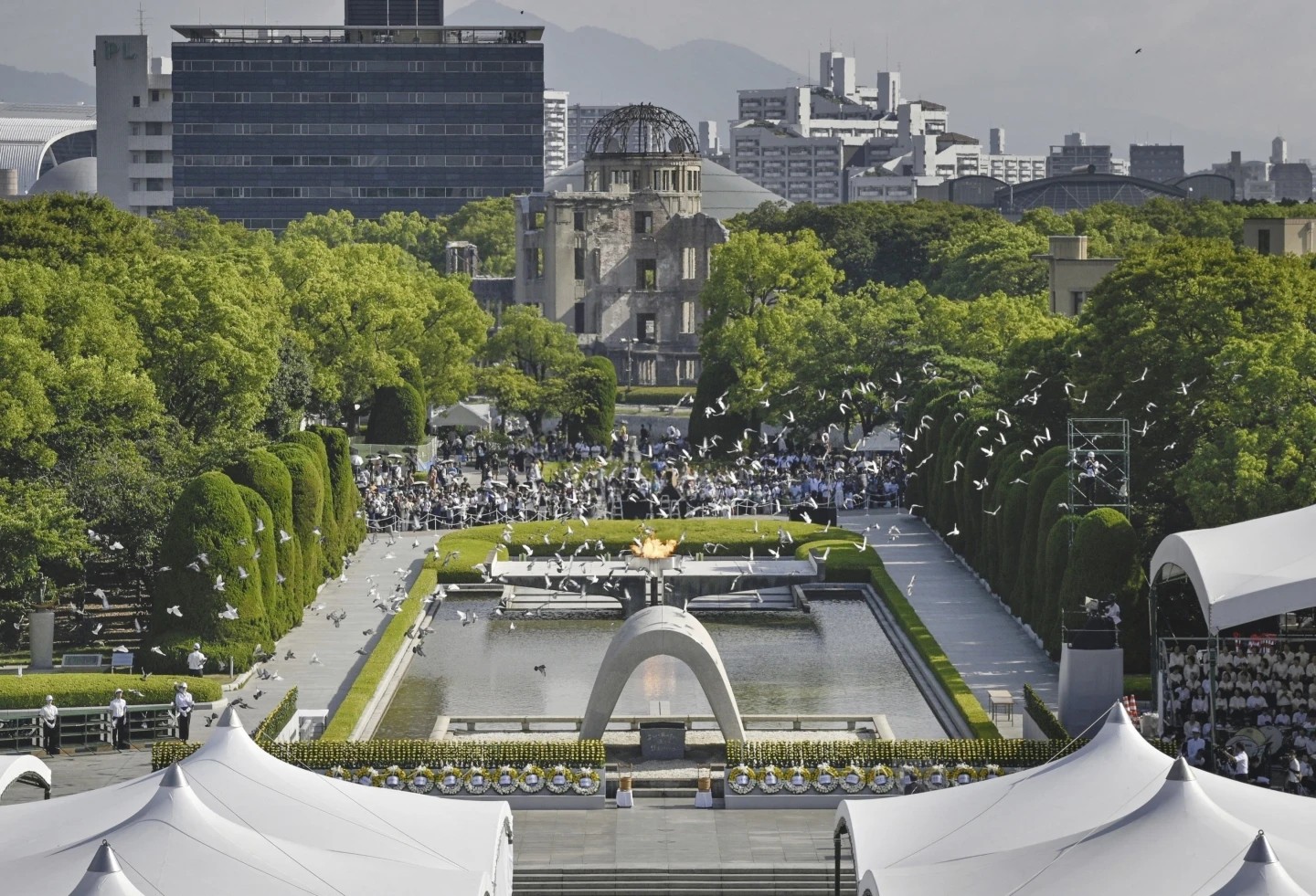 Hiroshima conmemora 80 años de la bomba atómica con sobrevivientes