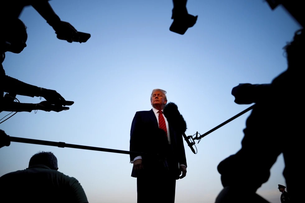 Corte falla a favor de Trump tras deportaciones a cárcel de El Salvador