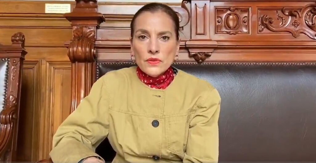 Beatriz Gutiérrez Müller niega mudanza a España