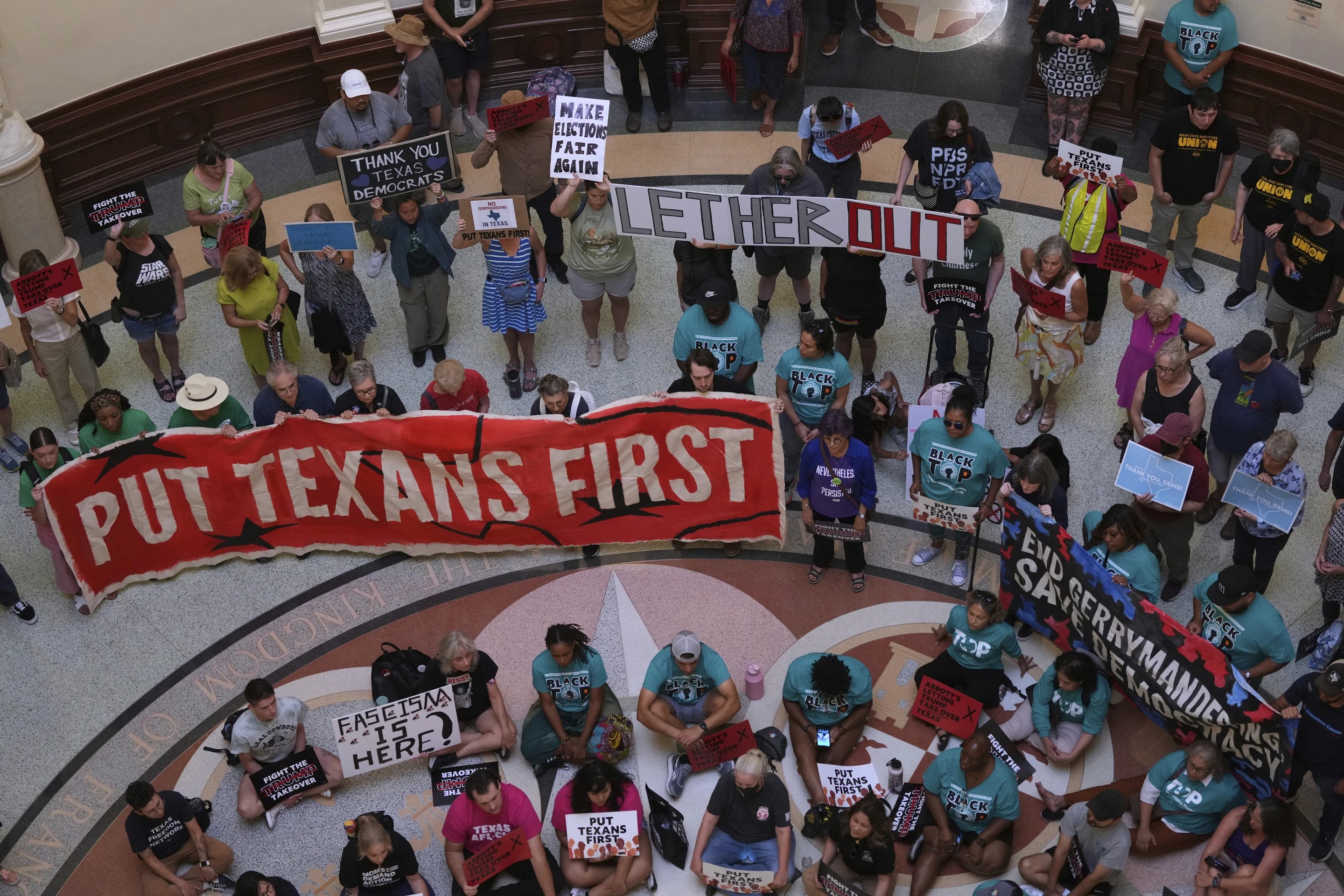 Texas aprueba rediseño electoral impulsado por Trump