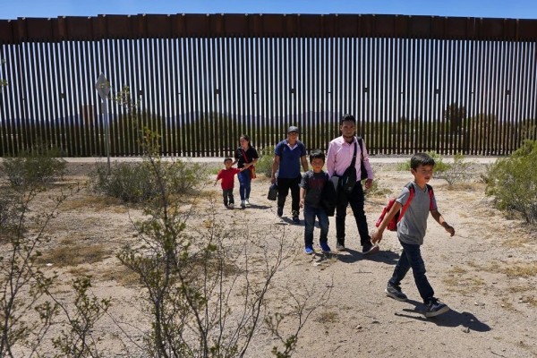 ICE acelera la formación de agentes para reforzar deportaciones