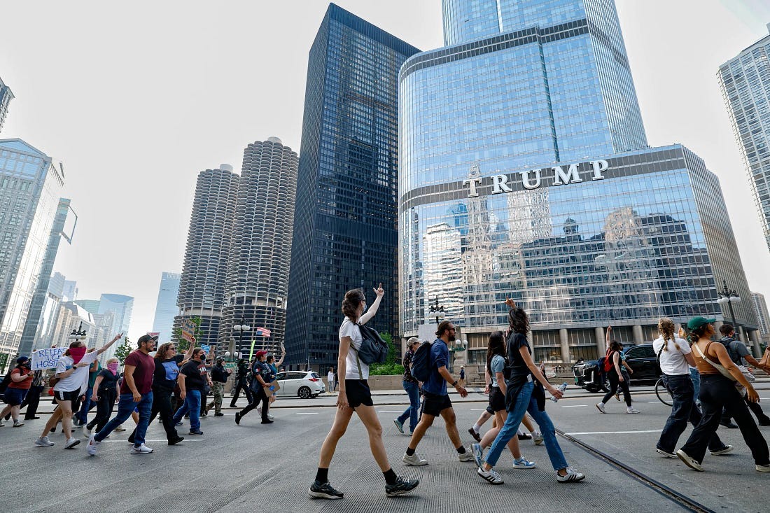 DHS solicita apoyo militar para operaciones de ICE en Chicago
