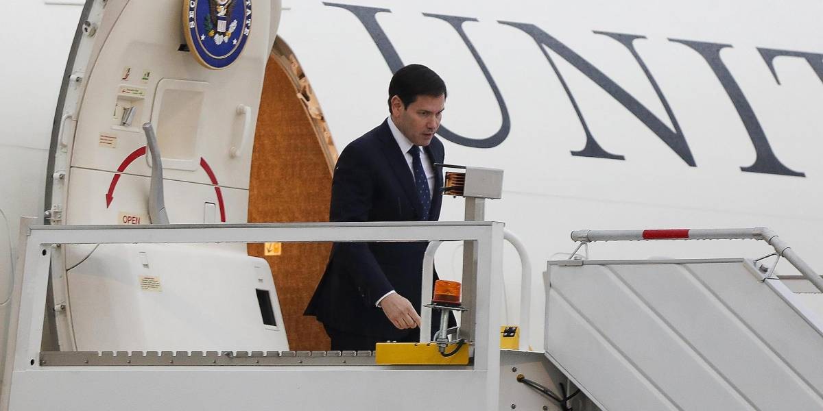 Los precandidatos después de la visita de Rubio