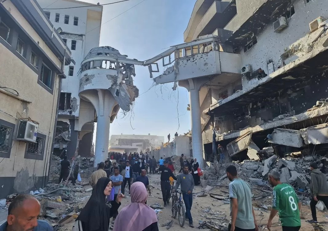 Gaza: cierran cuatro hospitales más bajo ataque de Israel