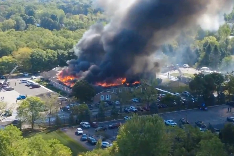 Ataque en iglesia de Michigan termina con incendio y varias víctimas