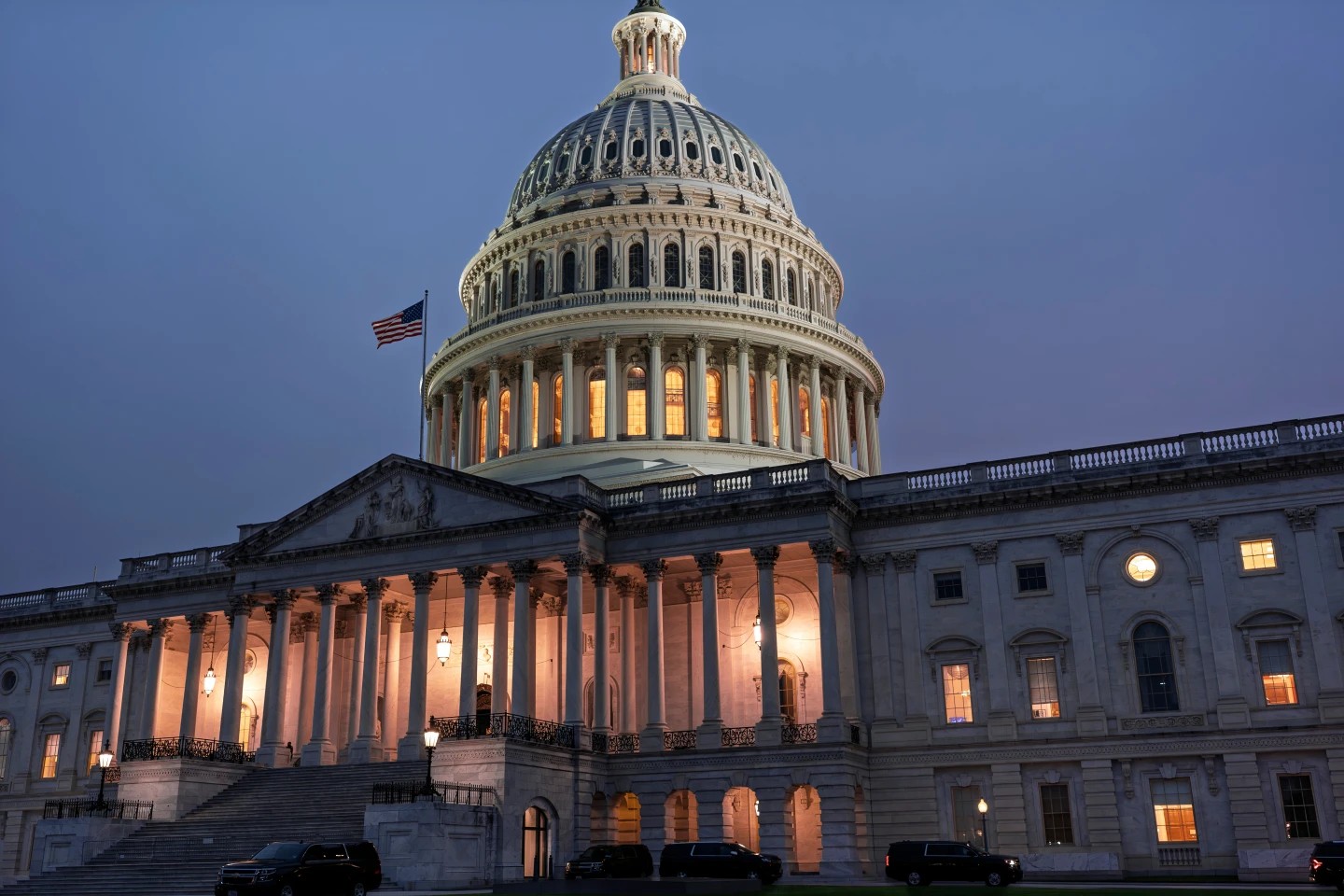 Trump fuerza cierre de gobierno tras perder apoyo en el Senado