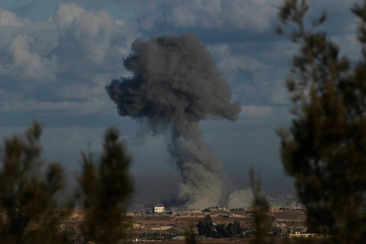 Israel consuma dos años de la guerra en Gaza