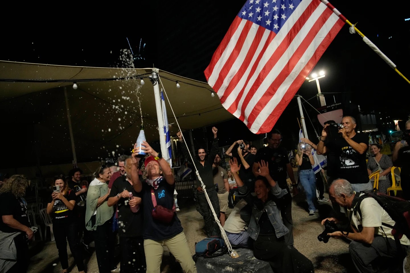 Israel y Hamás alcanzan acuerdo: liberan rehenes y retiran ejército