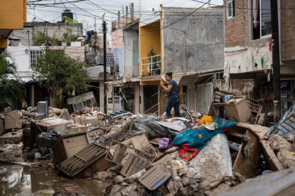 Lluvias mortales exponen fallas en alertas y prevención en México