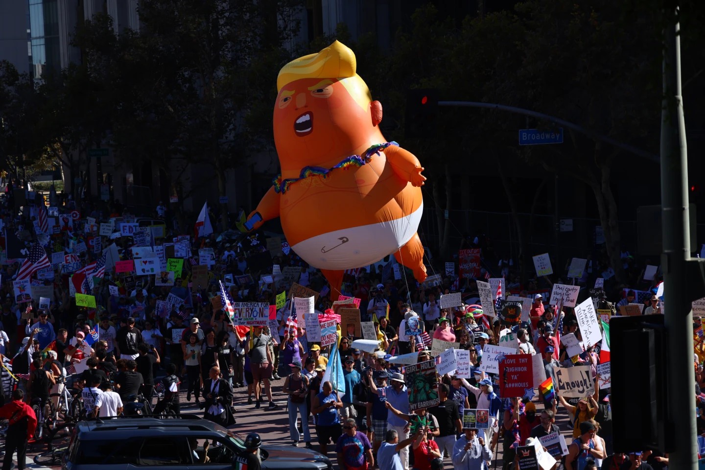 Más de 7 millones de voces en EEUU contra el autoritarismo de Trump