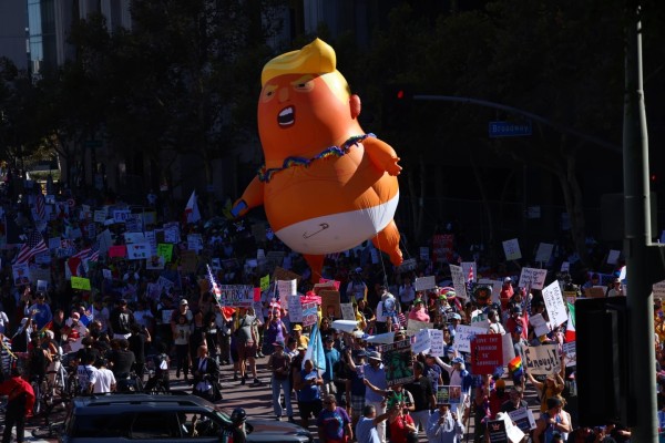 Más de 7 millones de voces en EEUU contra el autoritarismo de Trump