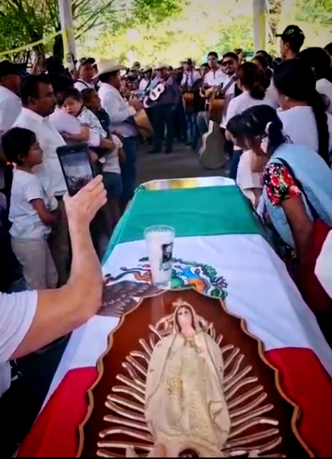 Funeral del alcalde de Pisaflores.