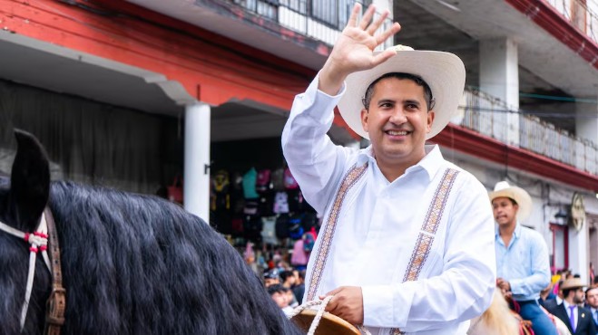 Carlos Manzo, alcalde de Uruapan, asesinado en el Festival de Velas