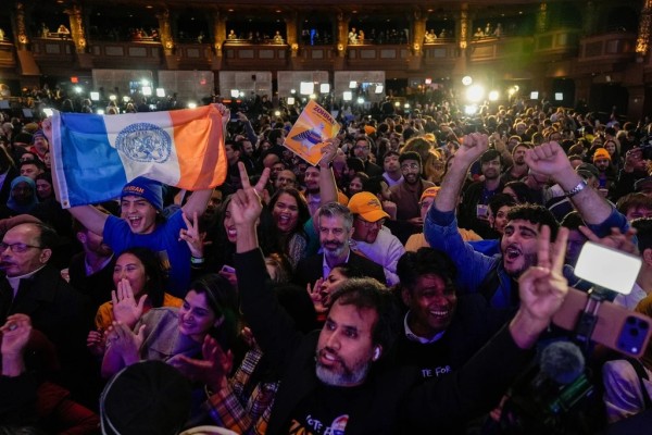 Democrats Win Key races, Spotlighting Economic Struggles for Trump