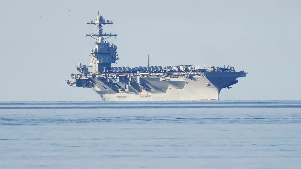 Maduro califica despliegue de EEUU como amenaza y eleva alerta militar