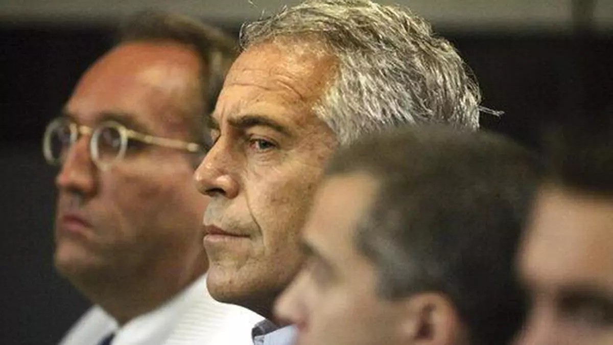 La banalidad del mal: cómo círculos de poder normalizaron a Epstein