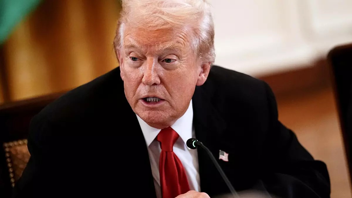 Trump pide pena de muerte a demócratas por órdenes militares ilegales