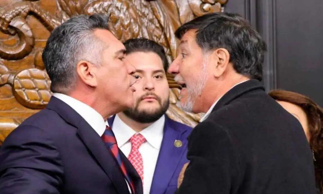 Bloqueos se intensifican, EEUU desconfía y Noroña se luce
