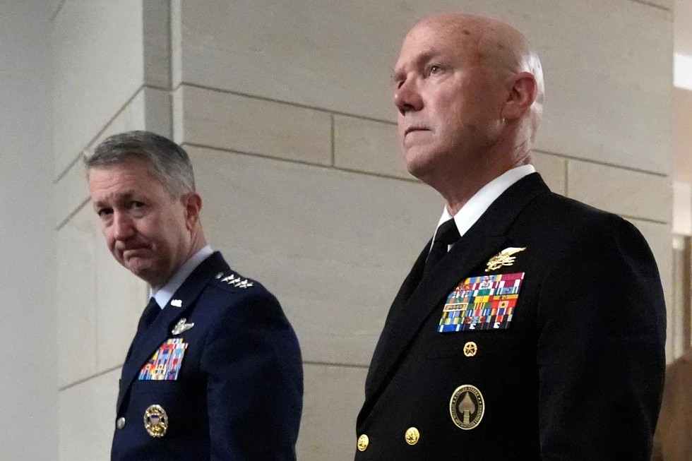 Legisladores revelan nuevos detalles de ataques militares de EEUU