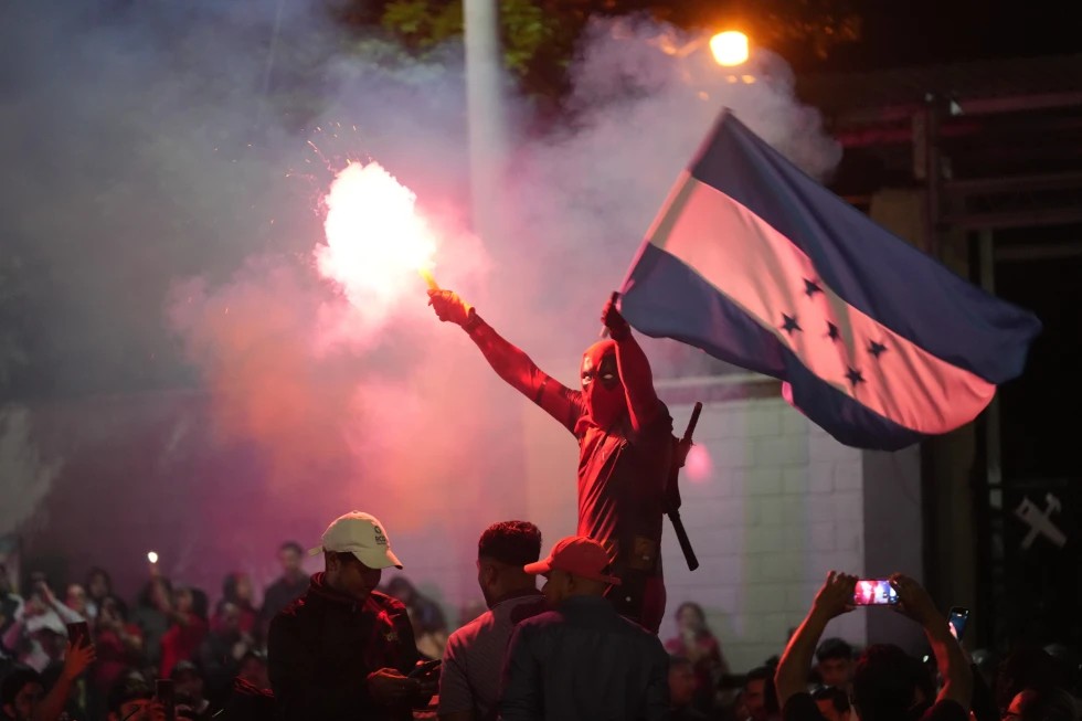 Honduras inicia escrutinio que definirá al nuevo presidente del país