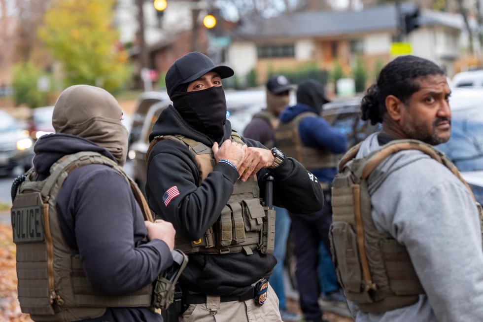 Redadas a migrantes tras despliegue de fuerzas federales en Washington