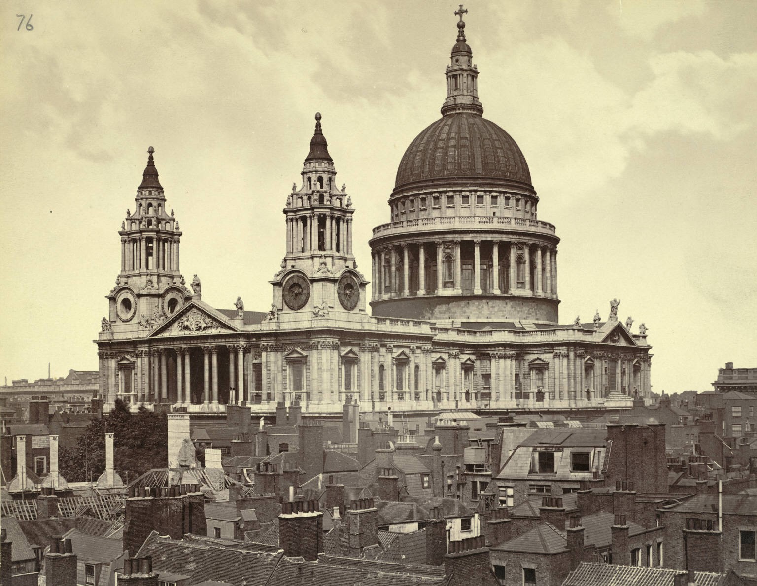 Saint Paul's Cathedral, London, ca. 1865-1885. Source: Cornell University Library / Wikimedia Commons. @ commons.wikimedia.org/wiki/File:Saint_Paul%27s_Cathedral,London%283611499546%29.jpg 