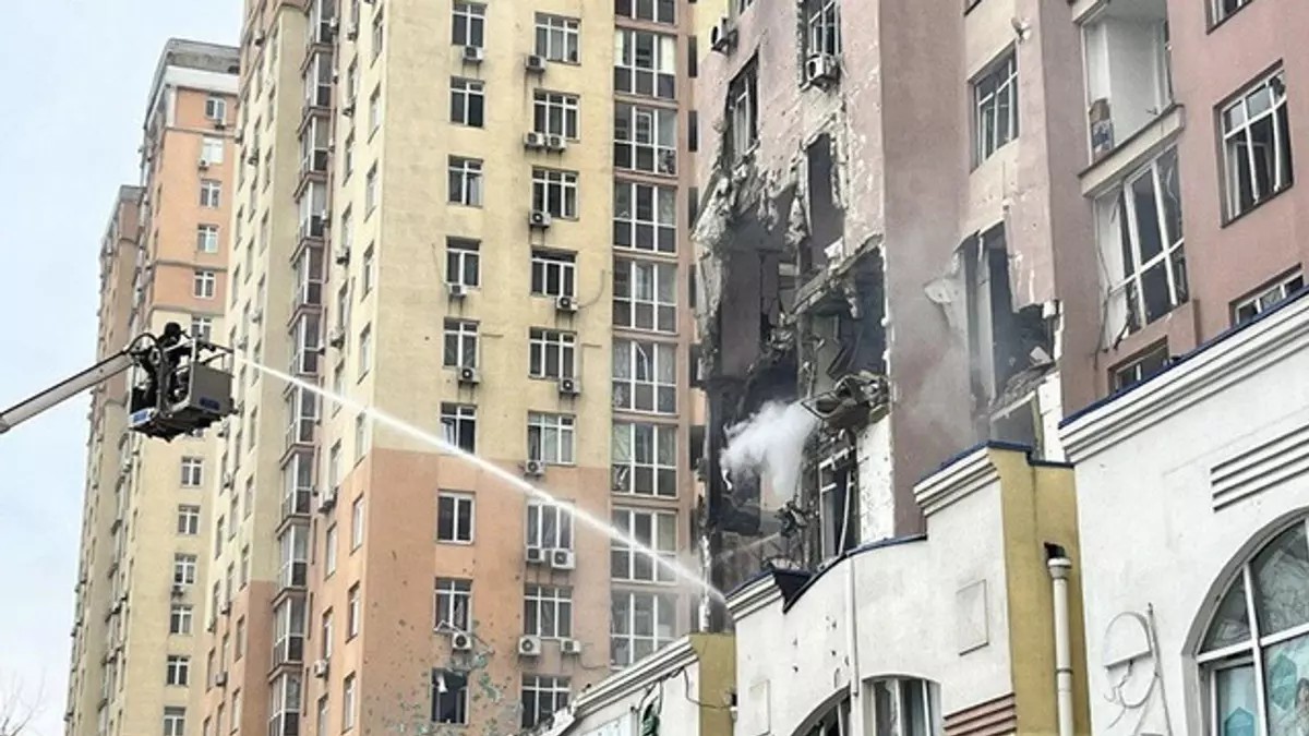 Rusia bombardea Ucrania antes del encuentro entre Trump y Zelenski