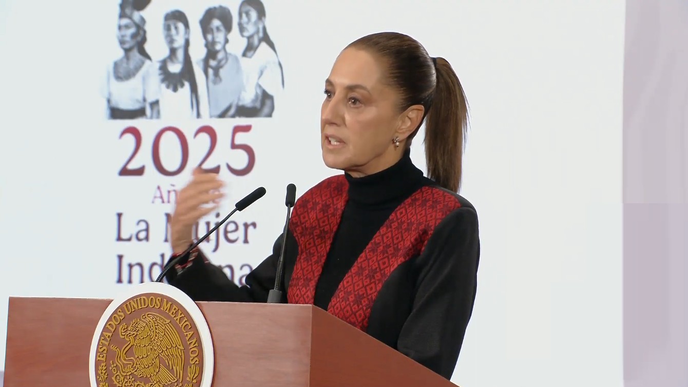 Sheinbaum cierra año a la defensiva tras críticas por descarrilamiento