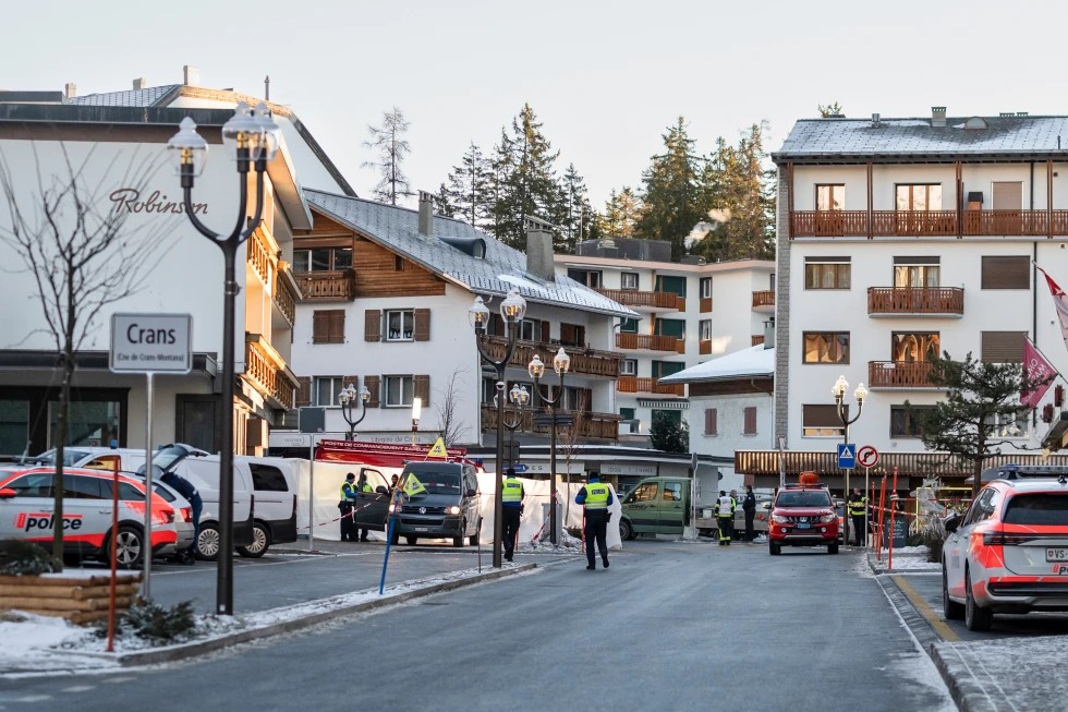 Incendio en bar de los Alpes deja decenas de muertos en Año Nuevo