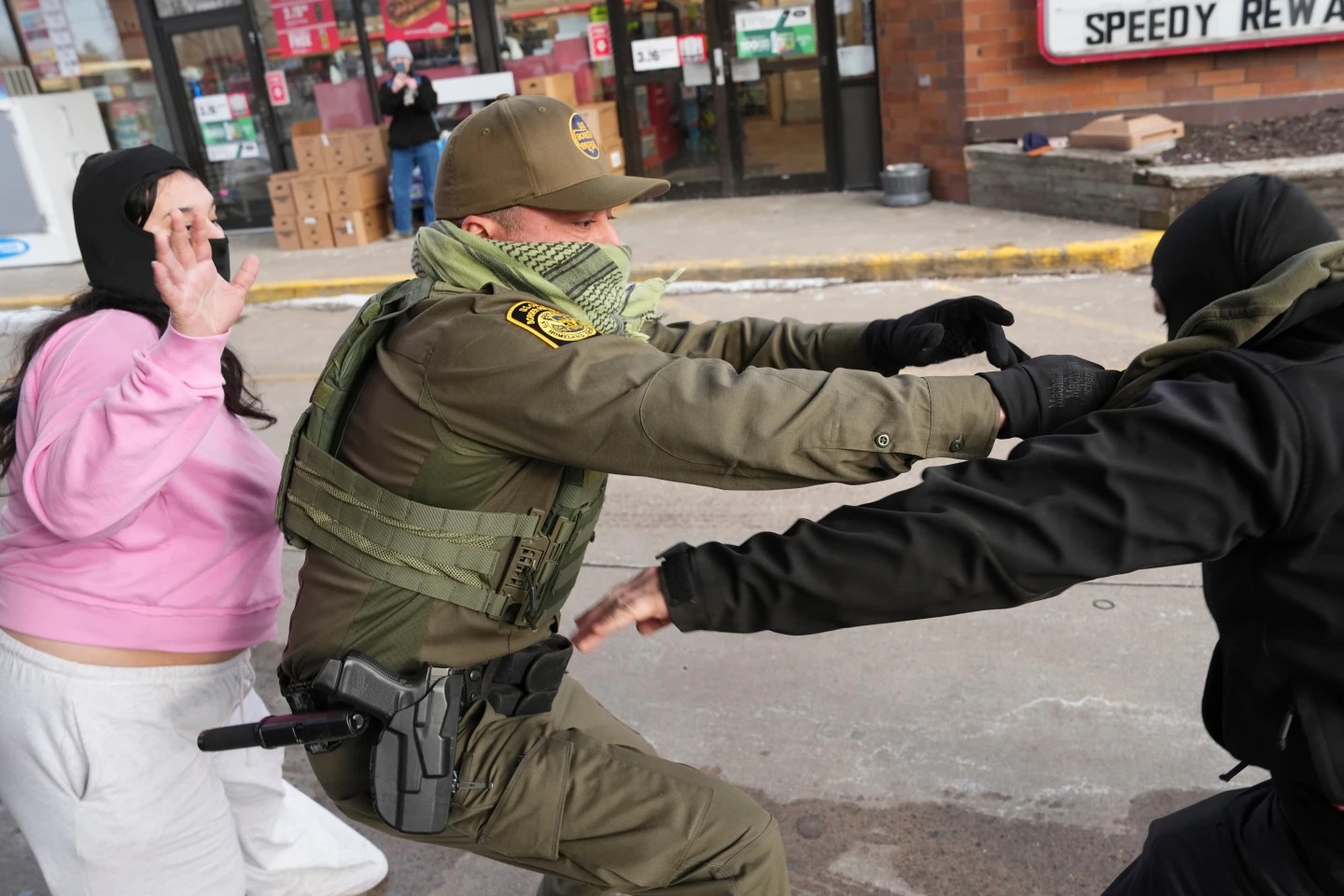 Arresto migratorio en Minneapolis tras muerte de Renee Good