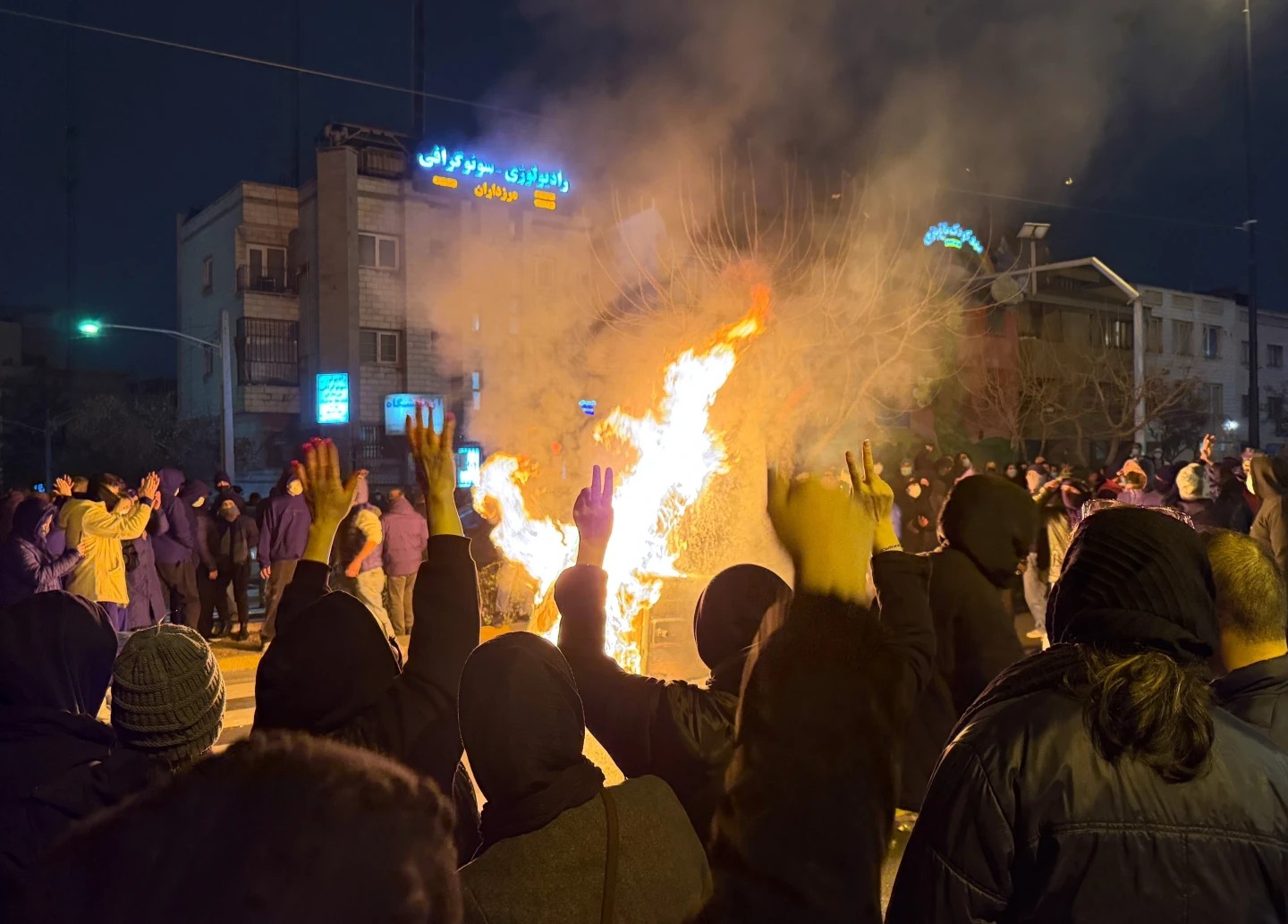 Irán supera los 2500 muertos en protestas pese a presión internacional