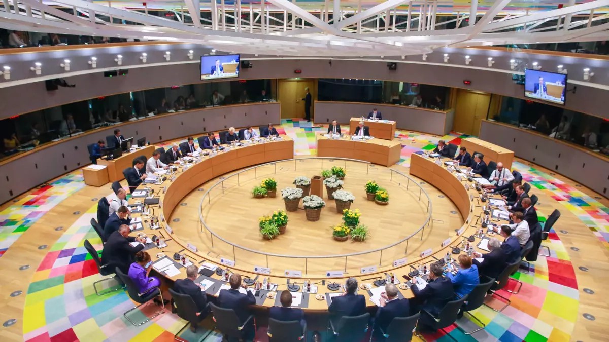 Europa enfrenta cumbre decisiva ante presión de Trump por Groenlandia